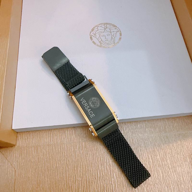 Versace bracelet lyx330